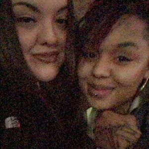 Meet your Posher, Aja